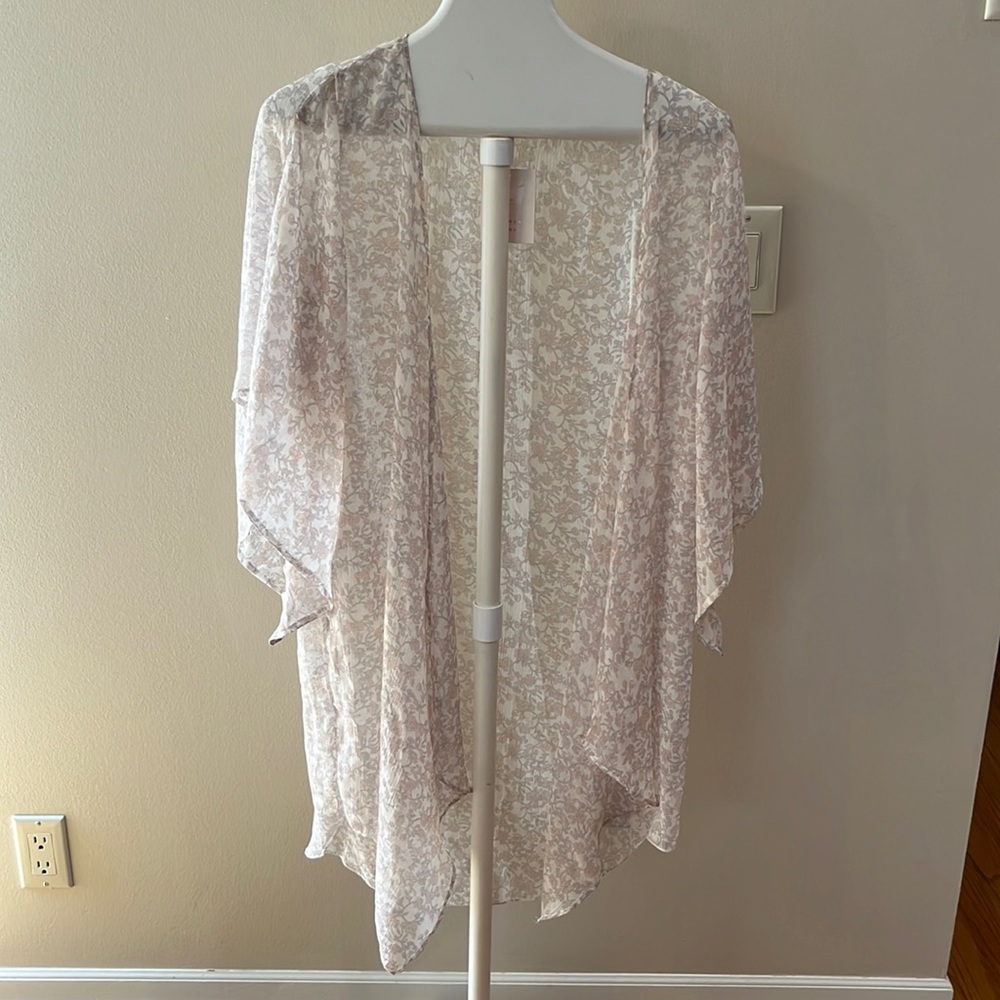 NWT LC Kimono